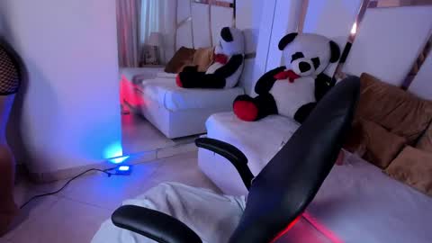 Ela Beli online show from 09-17-25, 04:14