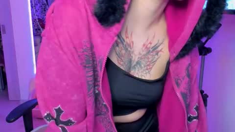 Ela online show from 11-22-25, 07:40