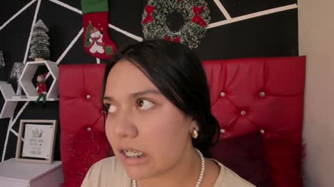 Ela online show from 12-23-24, 11:06