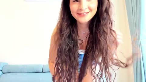 Snapshot of elaanna chatting on 02-28-25, 07:26 Ela online show from 02-28-25, 07:26