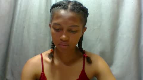 elaliealdy online show from 11-18-25, 07:13