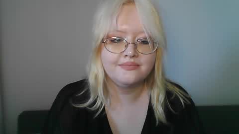 elayne_sweet online show from 04-07-26, 09:21