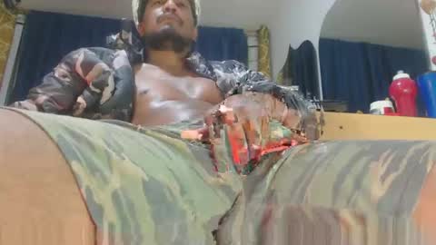 Snapshot of elcaballeroblack chatting on 12-23-25, 04:10 elcaballeroblack online show from 12-23-25, 04:10