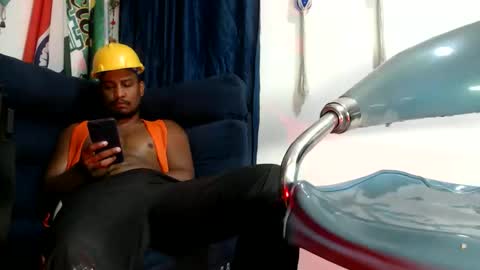 Snapshot of elcaballeroblack chatting on 02-01-26, 01:53 elcaballeroblack online show from 02-01-26, 01:53