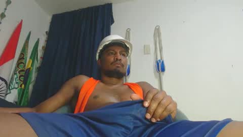 Snapshot of elcaballeroblack chatting on 02-07-26, 02:59 elcaballeroblack online show from 02-07-26, 02:59