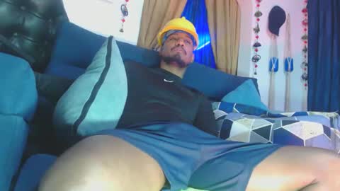 Snapshot of elcaballeroblack chatting on 02-21-26, 07:48 elcaballeroblack online show from 02-21-26, 07:48