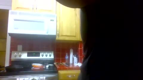 Snapshot of eldisiac chatting on 12-26-24, 11:35 EL-Disiac online show from 12-26-24, 11:35