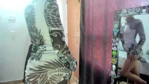 Snapshot of electradevis2 chatting on 01-08-26, 09:39 Electradevis2 online show from 01-08-26, 09:39