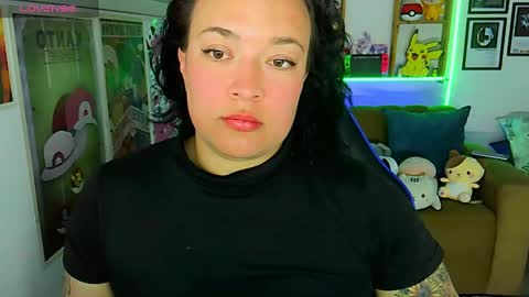 Snapshot of electricsapphire chatting on 09-13-25, 03:17 Alejandra online show from 09-13-25, 03:17