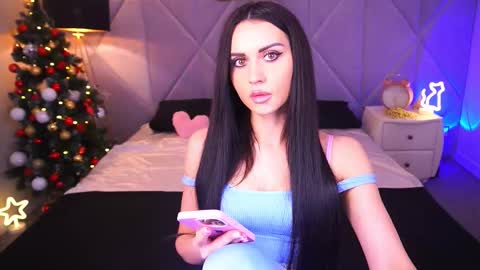 Snapshot of elegant_mysterious chatting on 12-15-25, 08:57 elegant_mysterious online show from 12-15-25, 08:57