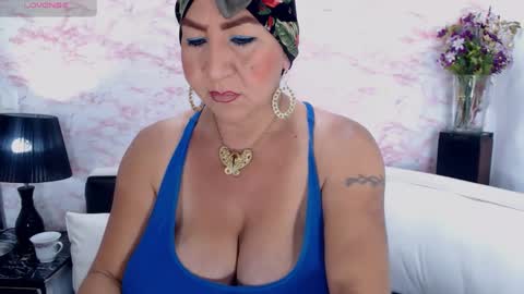 Snapshot of elektra_4_you chatting on 01-17-25, 12:10 XIOMY give LIKE on my page online show from 01-17-25, 12:10