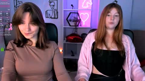 Snapshot of elen_dark chatting on 10-03-25, 09:45 elen_dark online show from 10-03-25, 09:45