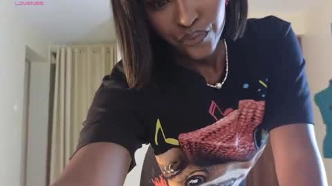 Elena online show from 01-08-25, 01:52