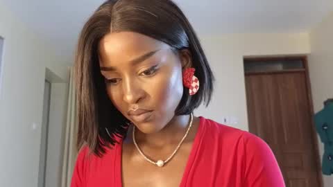 Elena online show from 01-18-25, 02:55