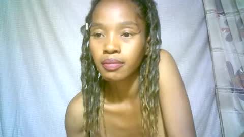 elenah013 online show from 02-24-25, 10:59