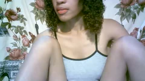 elenah013 online show from 02-15-26, 07:16