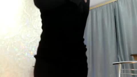 Snapshot of elenaza chatting on 01-05-25, 06:56 elenaza online show from 01-05-25, 06:56