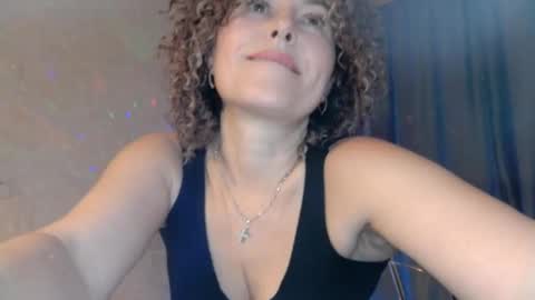 Snapshot of elenaza chatting on 01-26-25, 05:23 elenaza online show from 01-26-25, 05:23