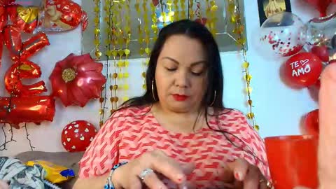 elenna_boobs_ online show from 09-25-25, 06:50