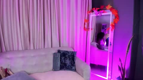 Eleonor online show from 11-25-25, 08:53