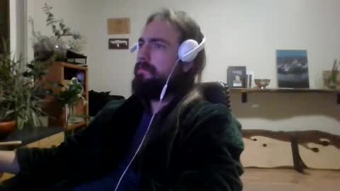 Snapshot of elephantfox chatting on 01-15-25, 05:19 fox online show from 01-15-25, 05:19