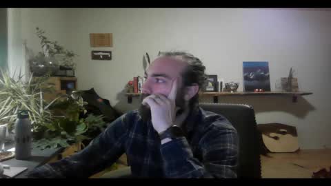 Snapshot of elephantfox chatting on 02-17-25, 03:47 fox online show from 02-17-25, 03:47