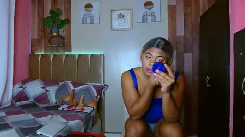 eletrabrowns online show from 10-21-25, 02:56