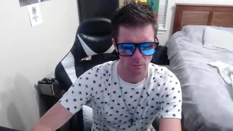 Walker online show from 09-25-25, 03:10