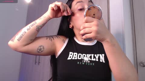 Millie bobby online show from 01-30-25, 11:44