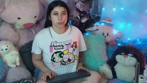 Snapshot of elfen_miu chatting on 10-22-25, 09:20 miu  online show from 10-22-25, 09:20