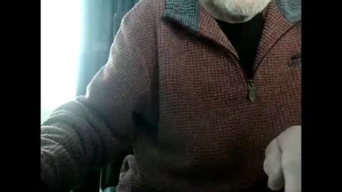 elfyonee online show from 12-29-24, 08:44