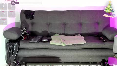 Snapshot of eli_lopezz chatting on 12-13-24, 03:11 Eli online show from 12-13-24, 03:11