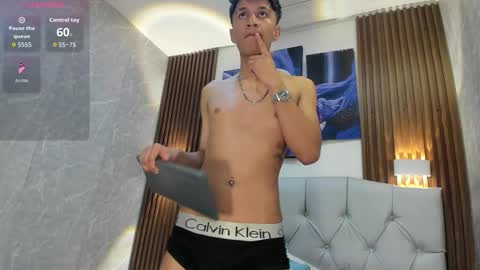 Elian Julian online show from 12-01-25, 11:54