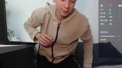 Snapshot of elian_tg chatting on 01-08-26, 08:22 Elian online show from 01-08-26, 08:22