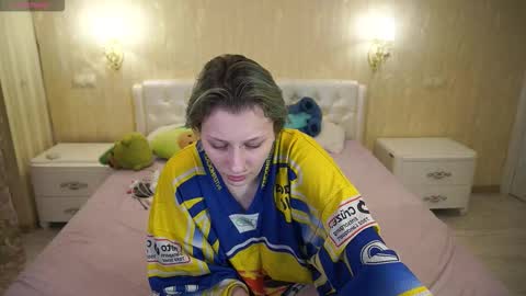 Snapshot of eliarose chatting on 02-17-26, 12:18 Luna online show from 02-17-26, 12:18