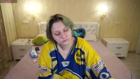 Snapshot of eliarose chatting on 02-19-26, 12:17 Luna online show from 02-19-26, 12:17