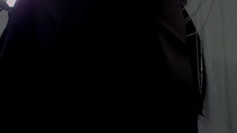 Ellie online show from 11-07-25, 05:40