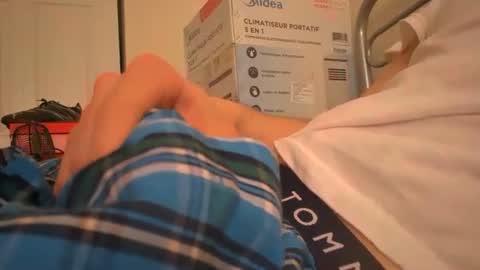 eliexavier123456789 online show from 01-25-25, 07:49