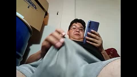 Snapshot of elimposstor chatting on 12-22-24, 12:07 elimposstor online show from 12-22-24, 12:07