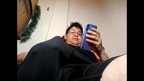 Snapshot of elimposstor chatting on 12-28-24, 06:08 elimposstor online show from 12-28-24, 06:08