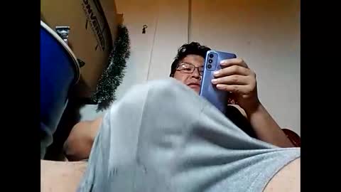 Snapshot of elimposstor chatting on 01-03-25, 01:25 elimposstor online show from 01-03-25, 01:25