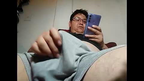 Snapshot of elimposstor chatting on 01-14-25, 01:58 elimposstor online show from 01-14-25, 01:58