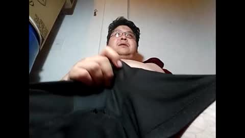 Snapshot of elimposstor chatting on 02-05-25, 07:18 elimposstor online show from 02-05-25, 07:18