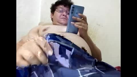 Snapshot of elimposstor chatting on 10-06-25, 08:23 elimposstor online show from 10-06-25, 08:23