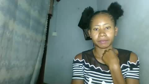 Snapshot of elina981 chatting on 02-03-26, 03:37 elina981 online show from 02-03-26, 03:37