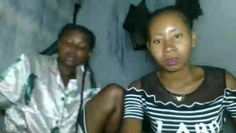 Snapshot of elina981 chatting on 02-03-26, 06:40 elina981 online show from 02-03-26, 06:40