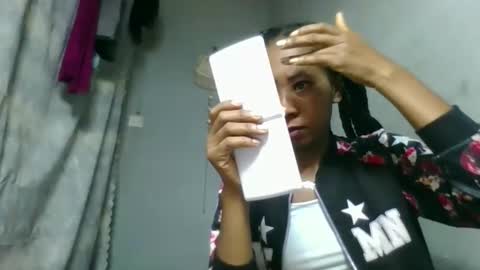 Snapshot of elina981 chatting on 02-11-26, 07:13 elina981 online show from 02-11-26, 07:13