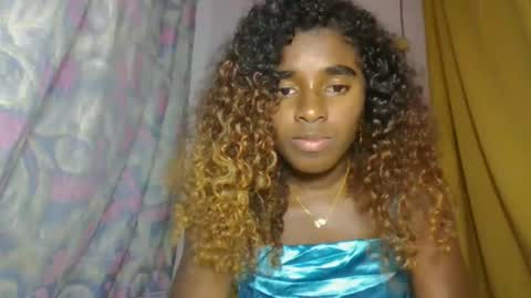 elina981 online show from 04-11-26, 04:33