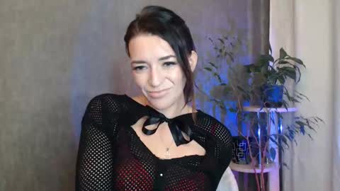 Elina online show from 09-28-25, 11:43