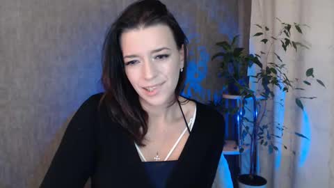 Elina online show from 12-18-25, 11:00